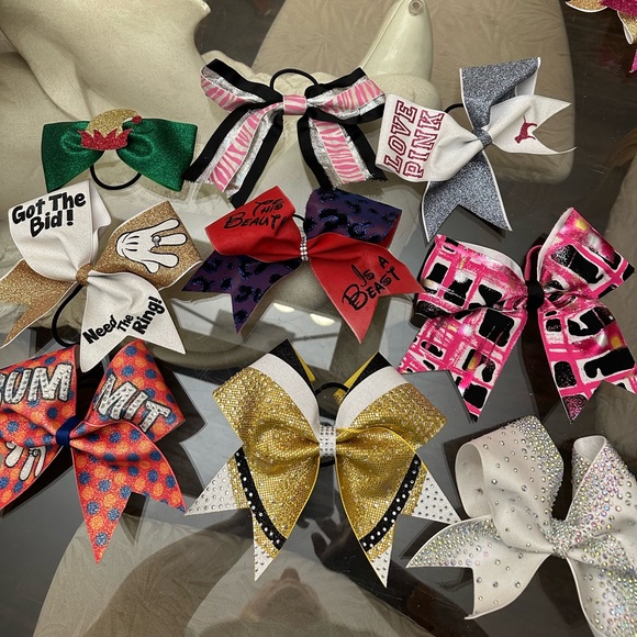 Used Cheer Bows - Picture 2 of 2